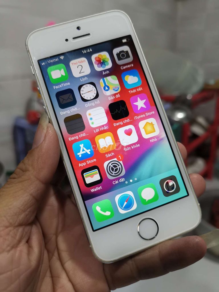 iPhone 5s 16GB zin ốc đít. Mua bán Điện thoại tại Quận 12 Tp Hồ Chí Minh được đăng bởi Phước Trần hình 1