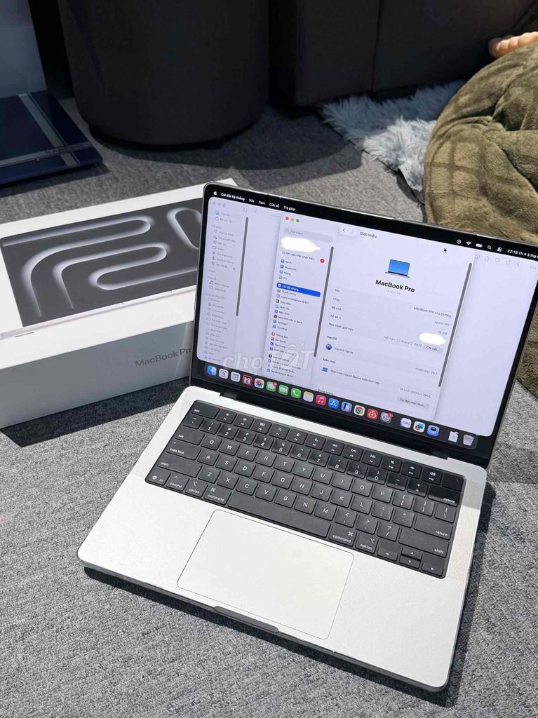 Apple MacBook Pro M5 14 inch 16GB Mới. Mua bán Laptop tại Quận Đống Đa Hà Nội được đăng bởi Dương hình 1