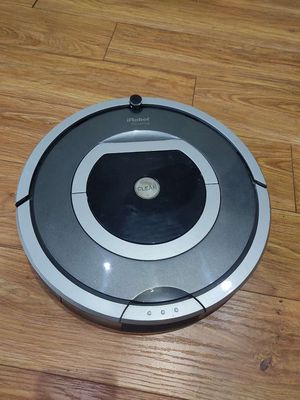 iRobot Roomba 780 của Nhật