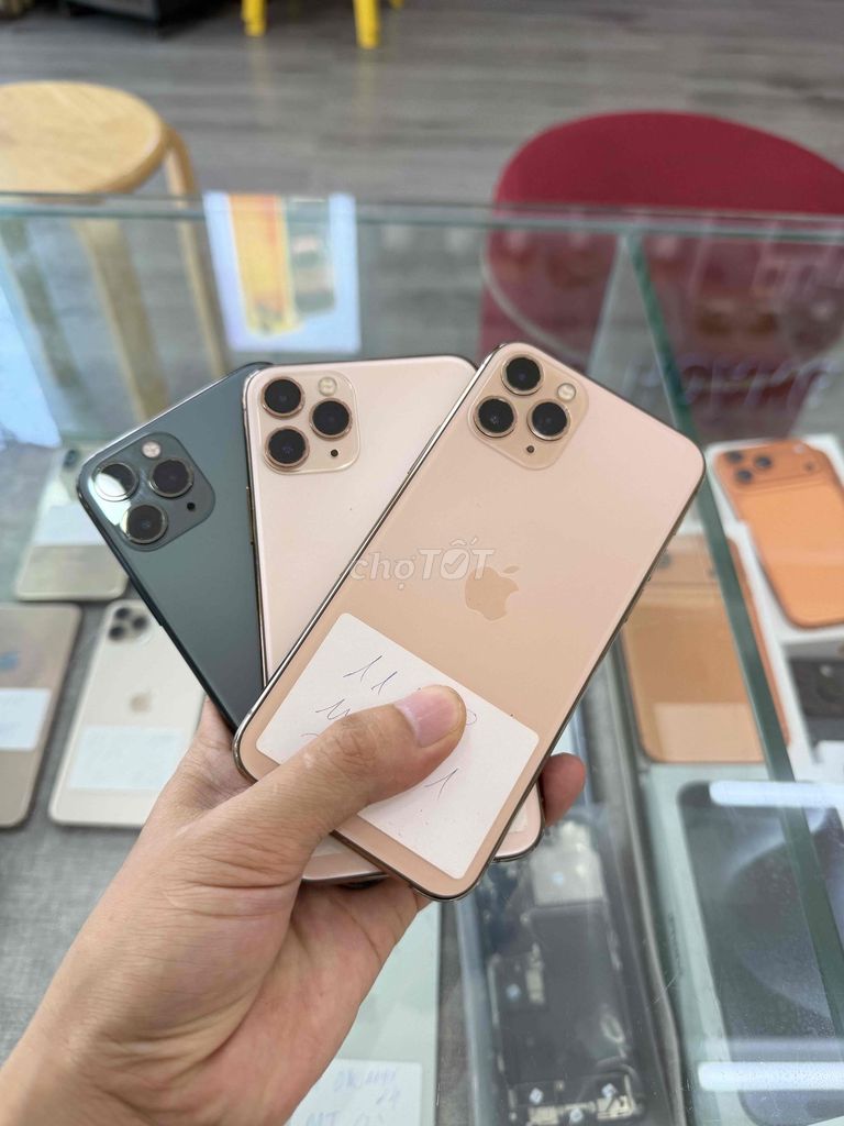 Apple iPhone 11 Pro QuốcTế Nhiều màu. Mua bán Điện thoại tại Quận Hải Châu Đà Nẵng được đăng bởi Hoàng Táo 273 Nguyễn Hoàng Đà Nẵng hình 1