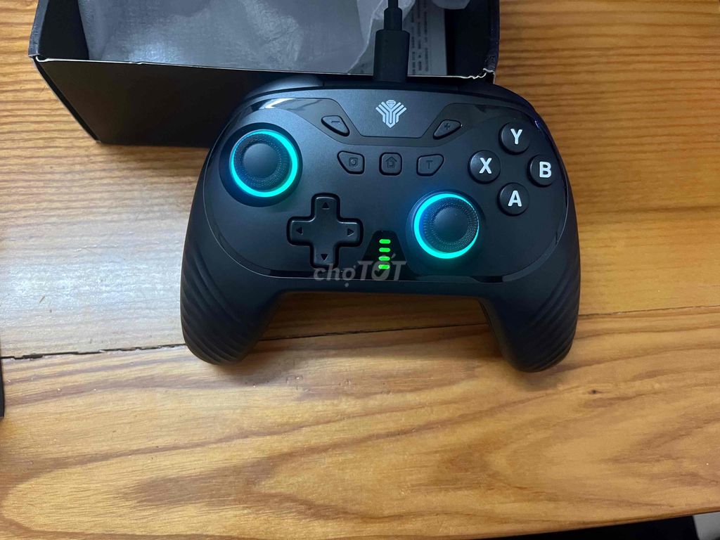 Tay cầm chơi game Yuyou Hall Roger II. Mua bán Thiết bị chơi game tại Thành phố Thủ Đức Tp Hồ Chí Minh được đăng bởi DA Dong hình 1