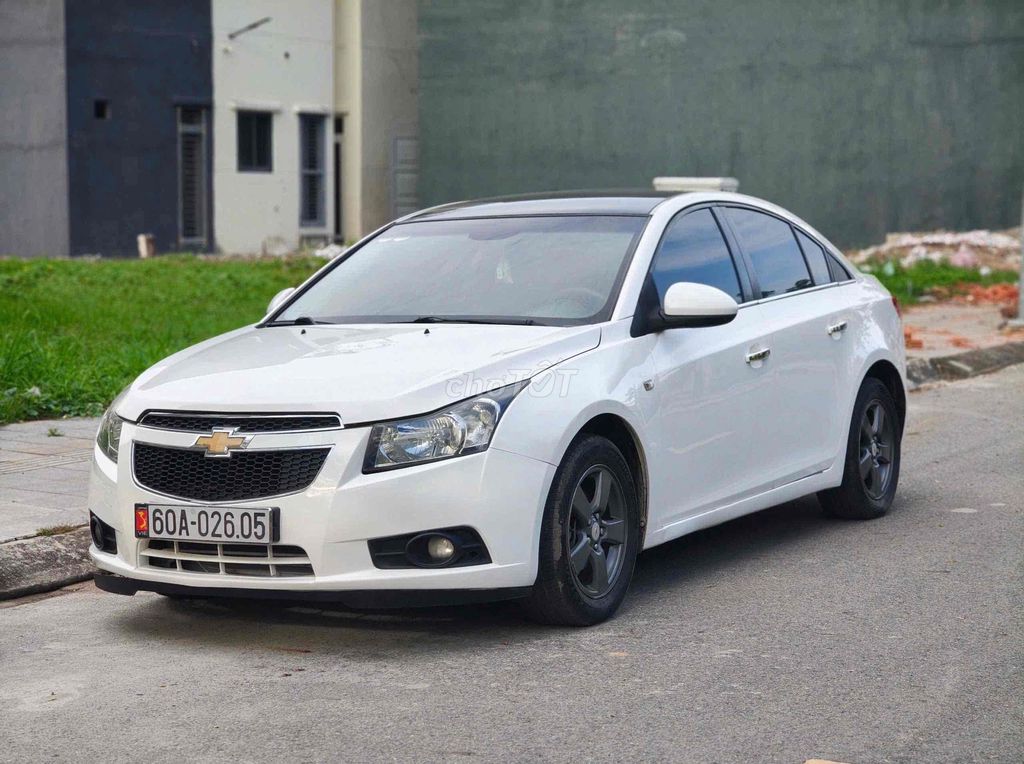 Cruze dklđ 2012 siêu cọp  Tầm ti ền này mà đẹp này. Mua bán Ô tô tại Thành phố Thuận An Bình Dương được đăng bởi Đỗ Đức Huy hình 13
