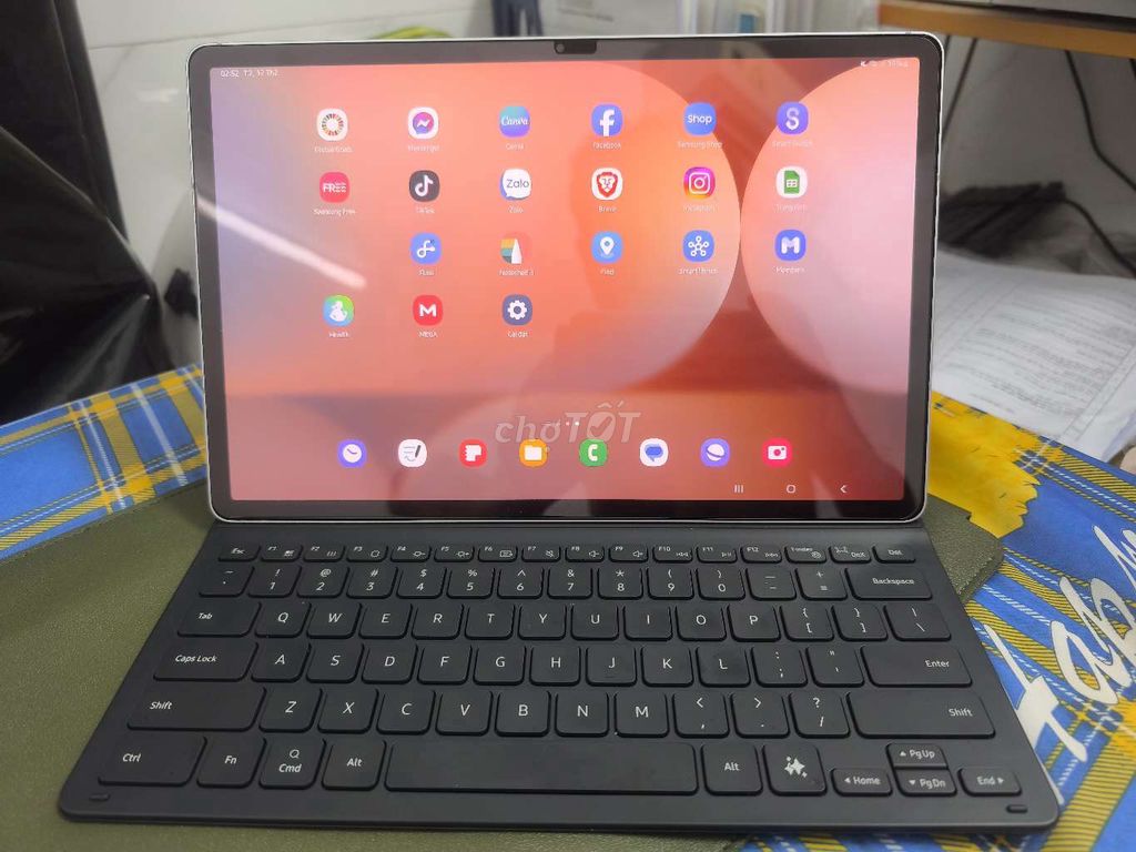 (HCM) galaxy tab s10 plus 5G 12/256 xám + bàn phím