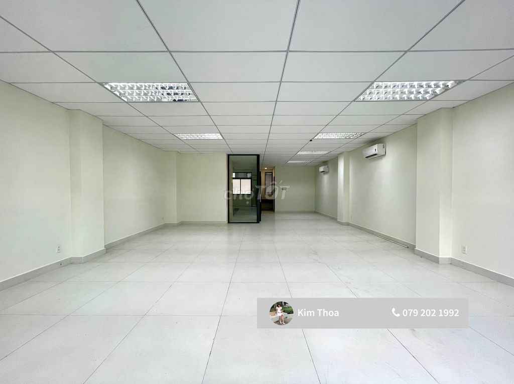Văn phòng 80m2 tại Vạn Phúc, xuất VAT, hầm xe có bảo vệ. Giá 12,5 tr