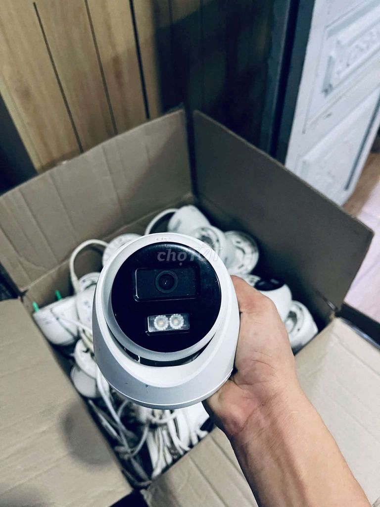 Camera an ninh màu Trắng hình ảnh rõ nét. Mua bán Máy ảnh, Máy quay tại Quận 3 Tp Hồ Chí Minh được đăng bởi Shop Cam và Thẻ hình 1