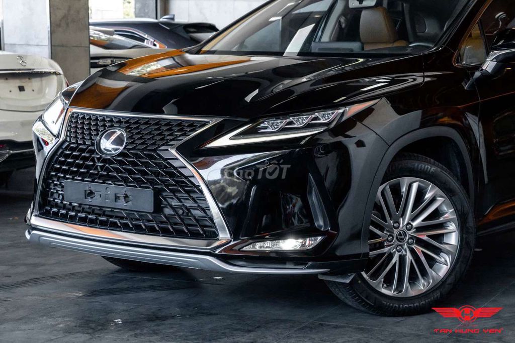 Lexus RX300 ,2020 lăn bánh 6v KM,màu đen nt nâu. Mua bán Ô tô tại Quận Hải Châu Đà Nẵng được đăng bởi TÂN HƯNG YÊN AUTO hình 4