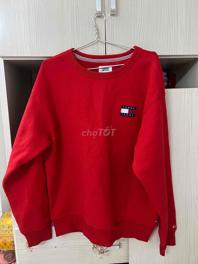 Áo nỉ Tommy Jeans Unisex Cotton size M quốc tế. Mua bán Quần áo tại Quận Tân Phú Tp Hồ Chí Minh được đăng bởi Hương hình 1