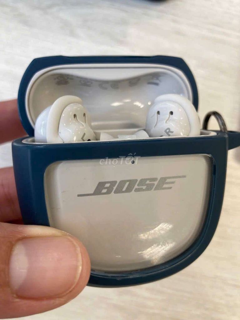 Tai nghe Bose QC Ultra Gen 2 Trắng Like new. Mua bán Tivi, Âm thanh tại Quận 8 Tp Hồ Chí Minh được đăng bởi THÁI GIA THÀNH hình 1