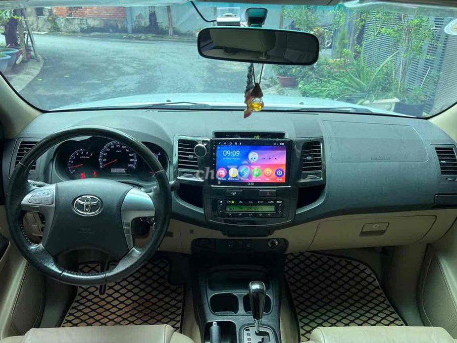 Toyota Fortuner TRD Sportivo 2016 4x2 AT. Mua bán Ô tô tại Quận Gò Vấp Tp Hồ Chí Minh được đăng bởi Ca Thị Thanh Huệ hình 8