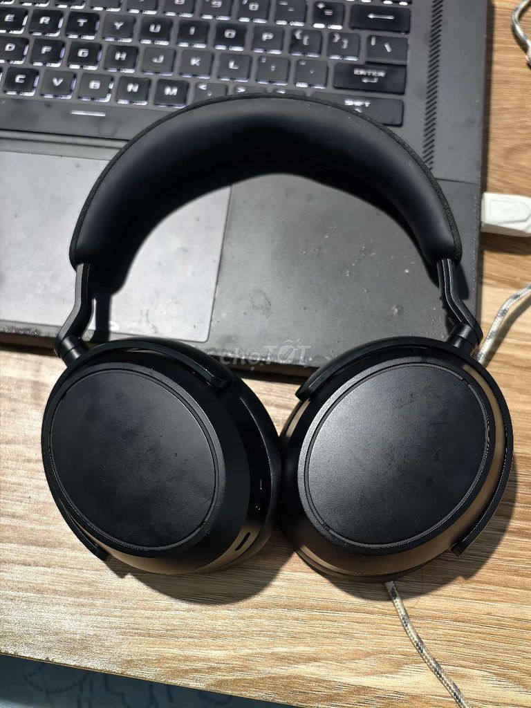 Tai nghe Sennheiser Momentum 4 Đen. Mua bán Tivi, Âm thanh tại Thành phố Thủ Dầu Một Bình Dương được đăng bởi Xuca hình 1