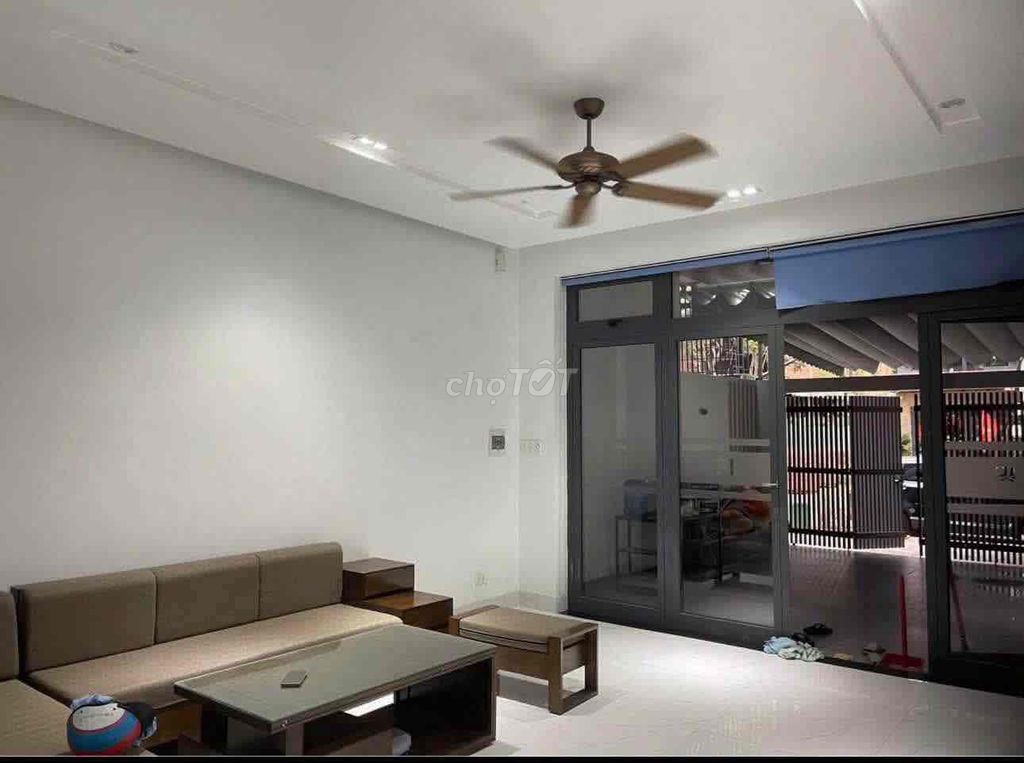 Аренда · 5 комн. · 100 м² · Quận Ngũ Hành Sơn, ул. Đường Đoàn Khuê