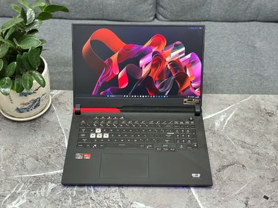 Asus ROG Strix G713QY Ryzen 9 16GB/512GB 17.3 inch