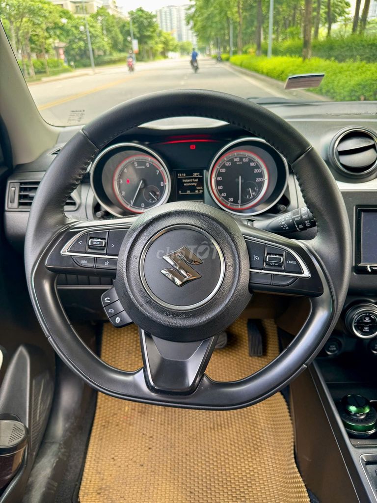 Suzuki Swift 2019 GLX 1.2 AT - 50000 km. Mua bán Ô tô tại Quận Cầu Giấy Hà Nội được đăng bởi Hùng Eco Auto hình 18
