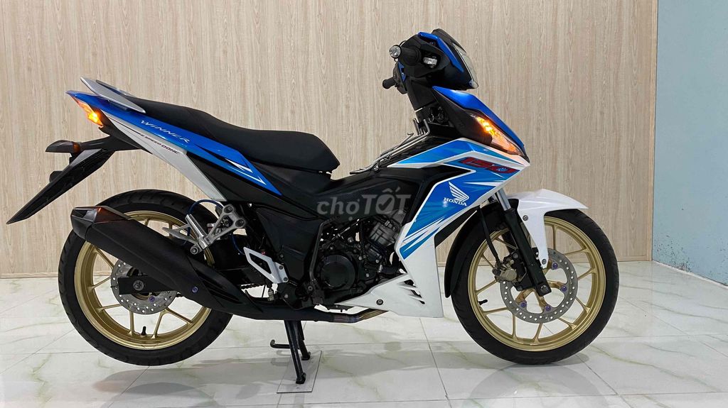 Honda Winner V1 2017. Mua bán Xe máy tại Thành phố Bến Tre Bến Tre được đăng bởi Nghiêm Bảy Mốt hình 4