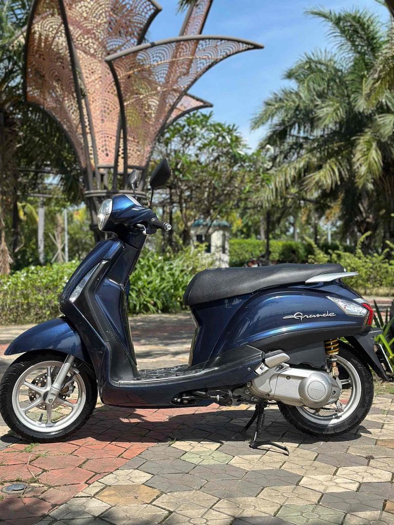 Yamaha Grande 2016 Máy Zin Êm Bao Chất Xe Đẹp. Mua bán Xe máy tại Quận 12 Tp Hồ Chí Minh được đăng bởi Anna Nguyen hình 4