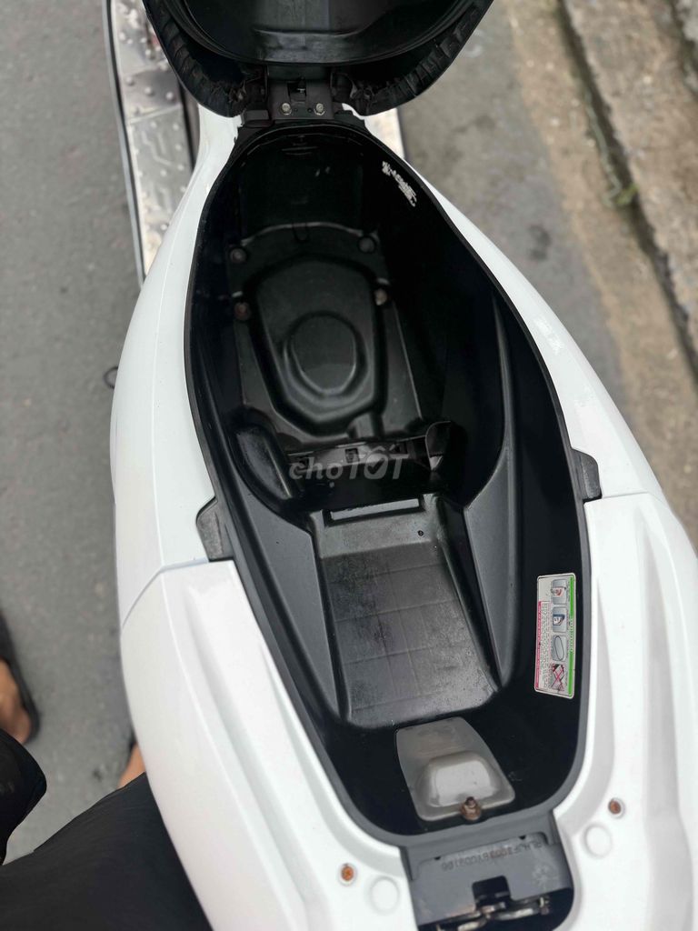 Honda PCX Fi 2011 B65 GÓP CẦN CCCD ĐỦ 18t TRẢ 0₫. Mua bán Xe máy tại Quận Ninh Kiều Cần Thơ được đăng bởi XE MÁY HOÀNG YẾN hình 6