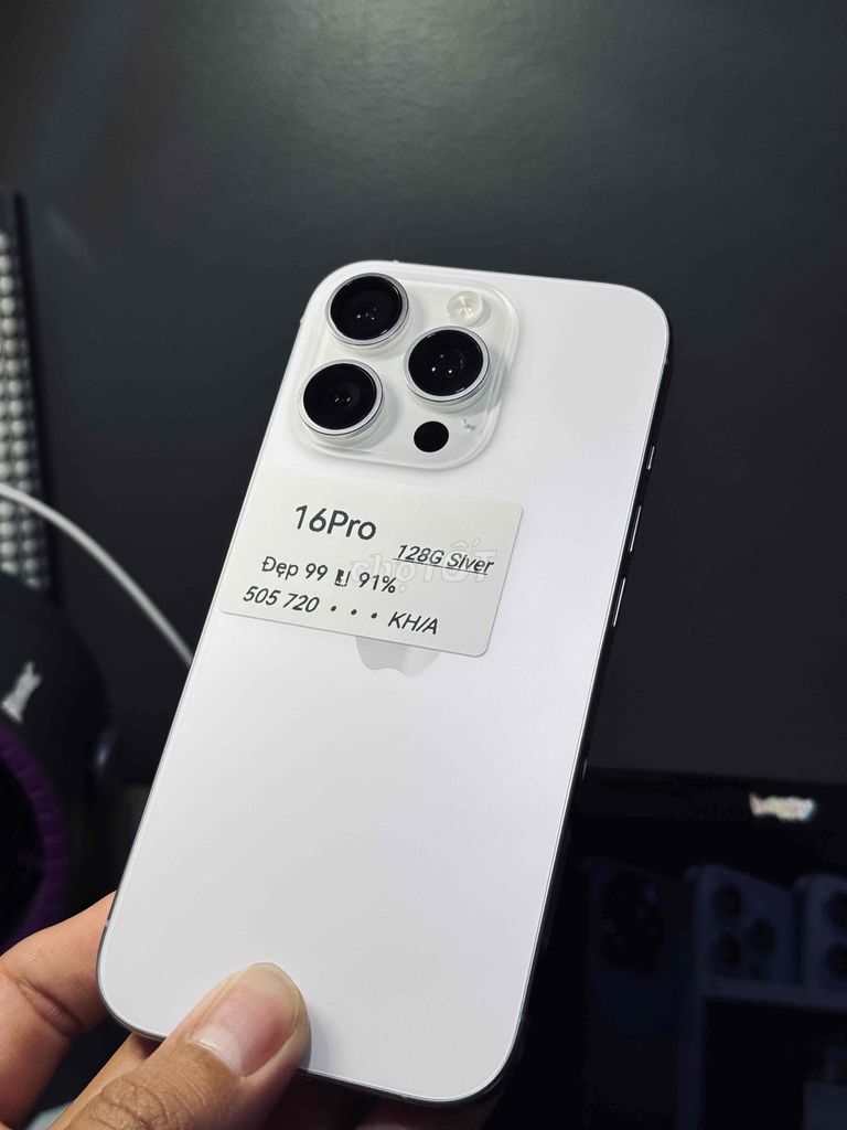 Apple iPhone 16 Pro 128GB Trắng Titan. Mua bán Điện thoại tại Quận Ninh Kiều Cần Thơ được đăng bởi DUY IPHONE  hình 1