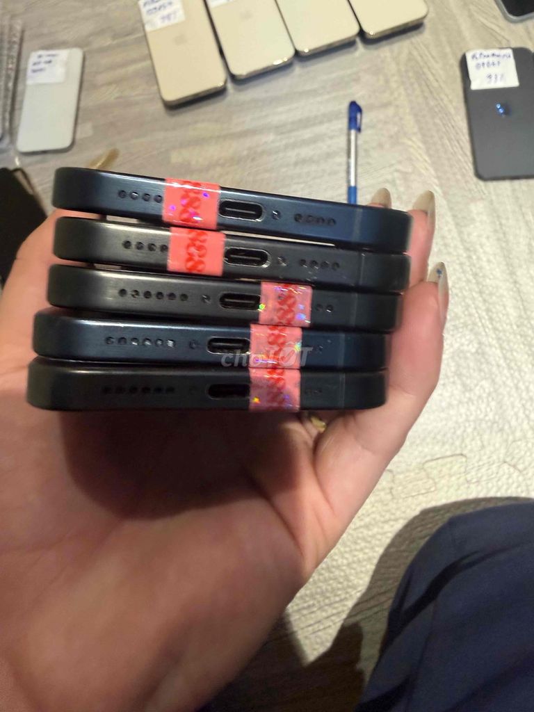 Apple iPhone 15 Pro Max 256GB Đen. Mua bán Điện thoại tại Huyện Kim Động Hưng Yên được đăng bởi Akiraphan hình 1