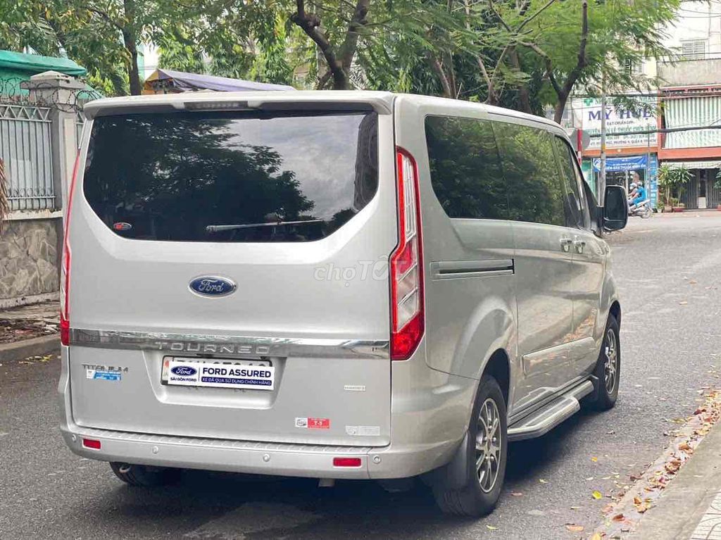 Tourneo Titaniu. 2019 xe xuất hía đơn bán tại Ford. Mua bán Ô tô tại Quận Tân Bình Tp Hồ Chí Minh được đăng bởi FORD PHỔ QUANG XE CŨ hình 4