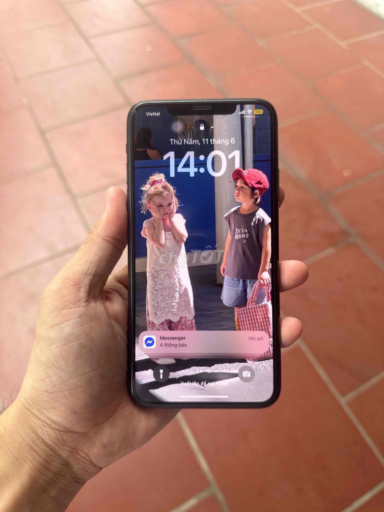 Apple iPhone 11 Pro Max lock 64GB Xước viền. Mua bán Điện thoại tại Huyện Hậu Lộc Thanh Hóa được đăng bởi Đào Hùng hình 1