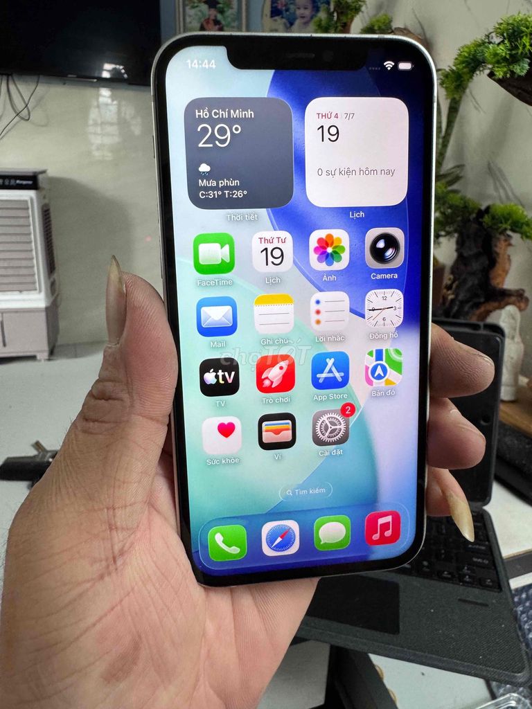 Apple iPhone 12 64GB Trắng. Mua bán Điện thoại tại Thành phố Thuận An Bình Dương được đăng bởi  Phan Trung hình 1