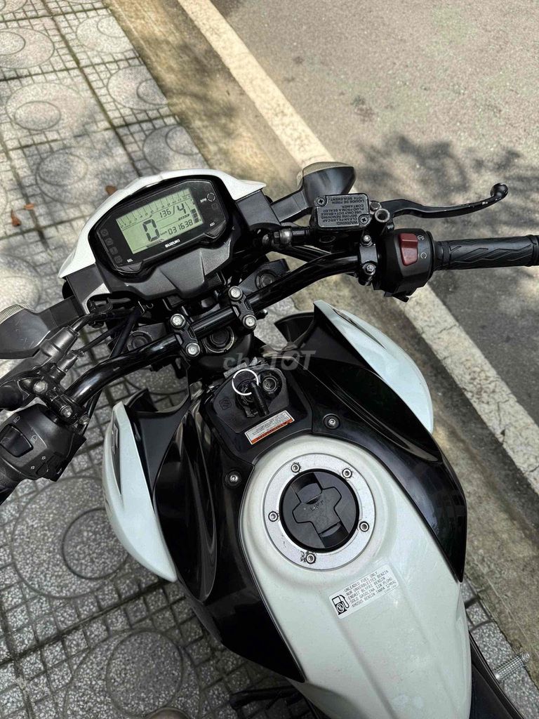 Мотоцикл Suzuki Bandit 150 2019 года, городской номер, документы на владельца