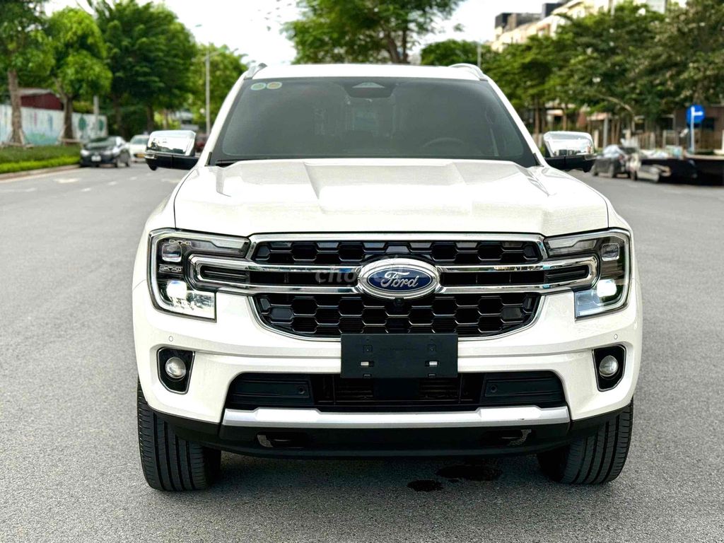 Ford Everest 2022 Titanium Plus 2.0L 4x4 AT. Mua bán Ô tô tại Quận Cầu Giấy Hà Nội được đăng bởi Quang Huy hình 1