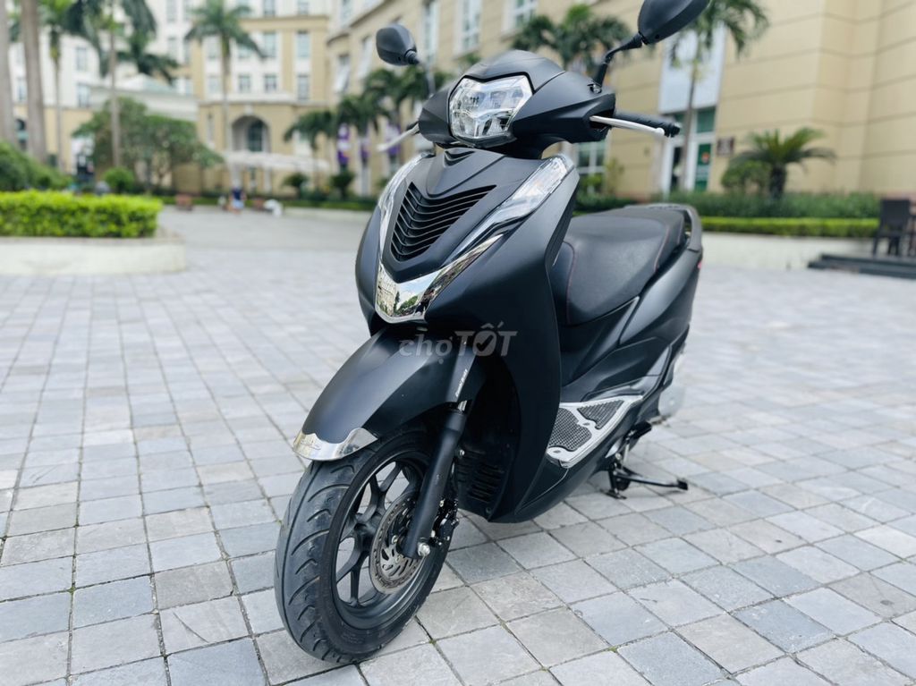 Honda LEAD 125 SmartKey Đèn LED đen nhám  1 Chủ