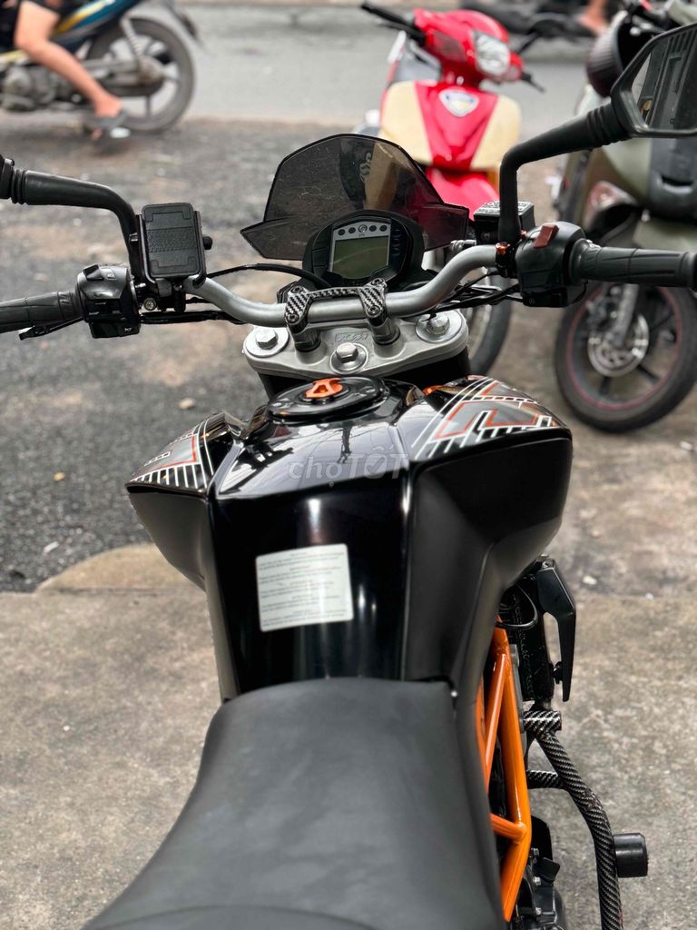 Cần bán KTM Duke 390 Abs 2015 Biển 79 BTC. Mua bán Xe máy tại Quận Bình Tân Tp Hồ Chí Minh được đăng bởi Việt Motor Bình Tân hình 8