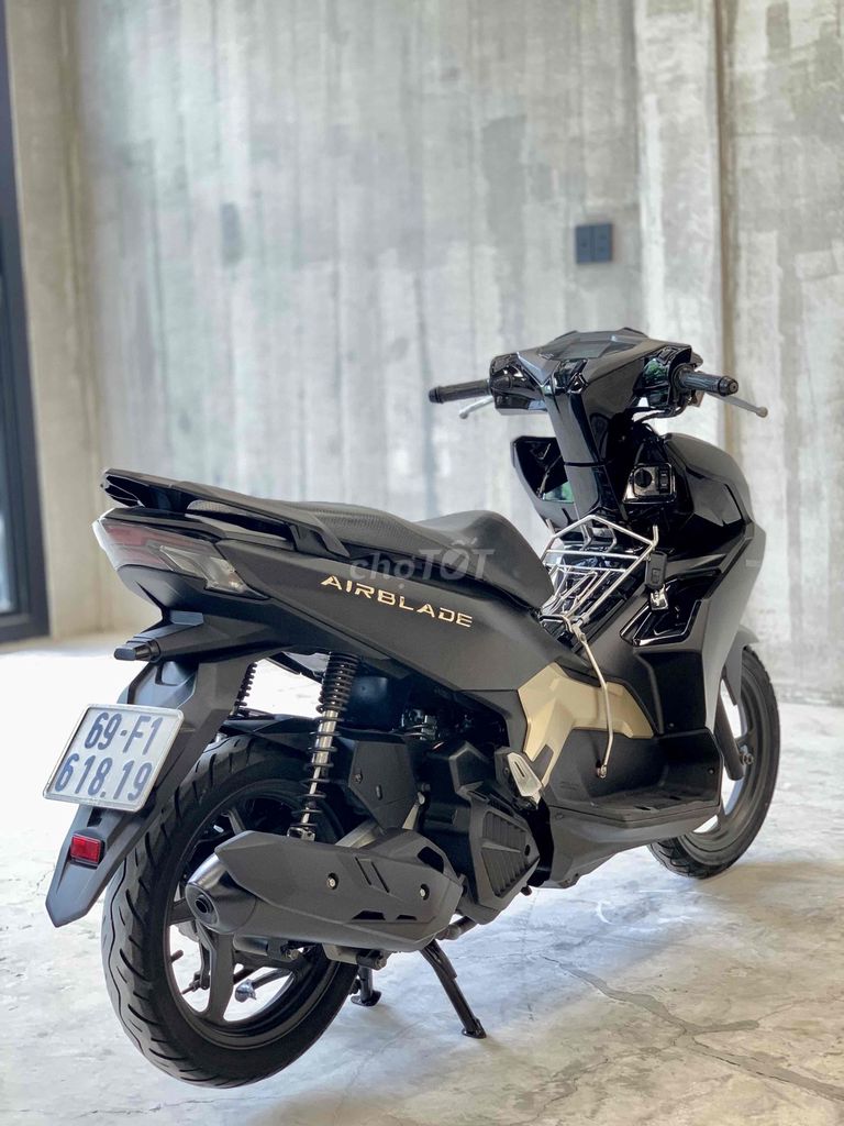 Honda Air Blade 125 2020 – Biển 69 – Chính Chủ Zin. Mua bán Xe máy tại Thành phố Thủ Đức Tp Hồ Chí Minh được đăng bởi Khương Phan hình 13