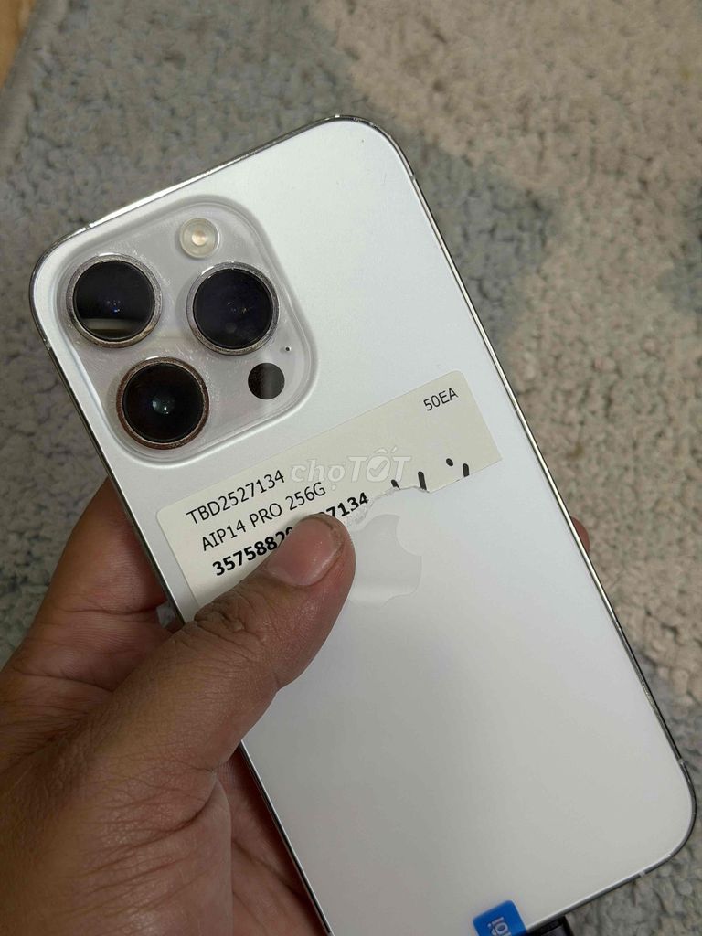Apple iPhone 14 Pro 256GB Trắng 89%. Mua bán Điện thoại tại Thành phố Biên Hòa Đồng Nai được đăng bởi nguyễn lê store hình 1
