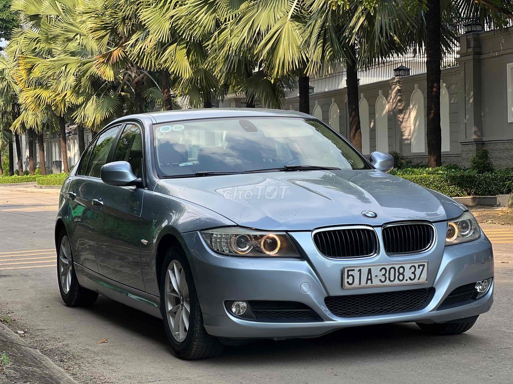 BMW 320i 2011 1 chủ mua mới siêu đẹp