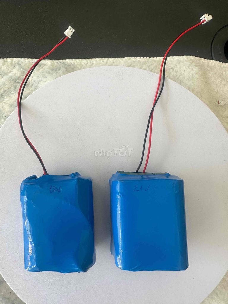 Bộ pin đóng 12V / 21V cho quạt tích điện, loa kéo