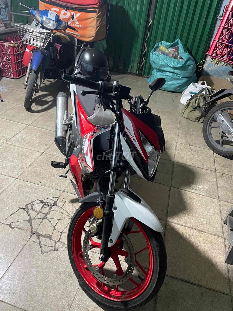 Honda Sonic 2023 Đỏ trắng đen. Mua bán Xe máy tại Quận Bình Tân Tp Hồ Chí Minh được đăng bởi Nguyễn Khoa hình 4