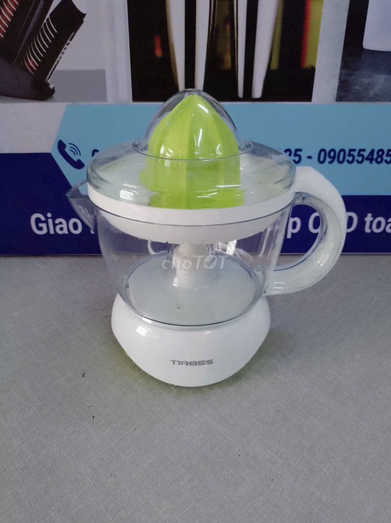 Máy ép cam điện 40W 0.7 lít. Mua bán Bếp, lò, đồ điện nhà bếp tại Quận Bình Thạnh Tp Hồ Chí Minh được đăng bởi Cửa hàng Ngân Phương hình 1