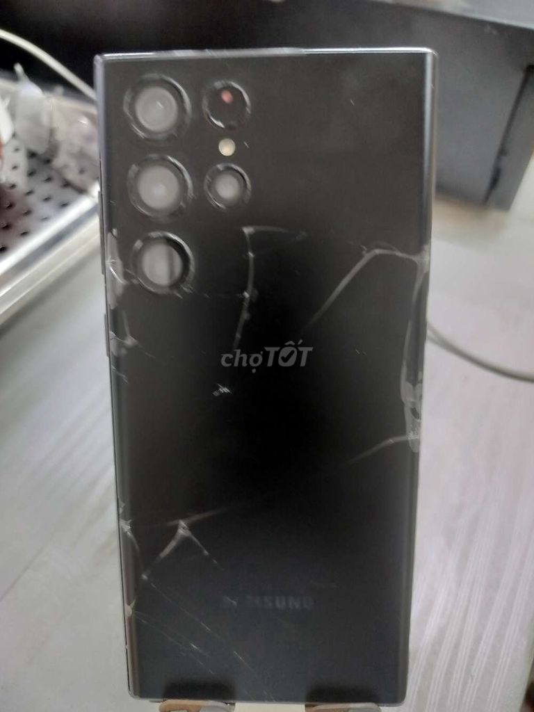 Samsung S22 Ultra 12GB/256GB Mỹ Like New. Mua bán Điện thoại tại Quận Gò Vấp Tp Hồ Chí Minh được đăng bởi Quyet hình 1