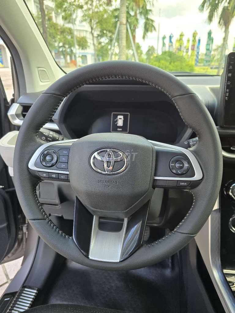Toyota Veloz Cross 2022 CVT Top - cực mới. Mua bán Ô tô tại Thành phố Vị Thanh Hậu Giang được đăng bởi SALON Ô TÔ HƯNG HẬU GIANG hình 8