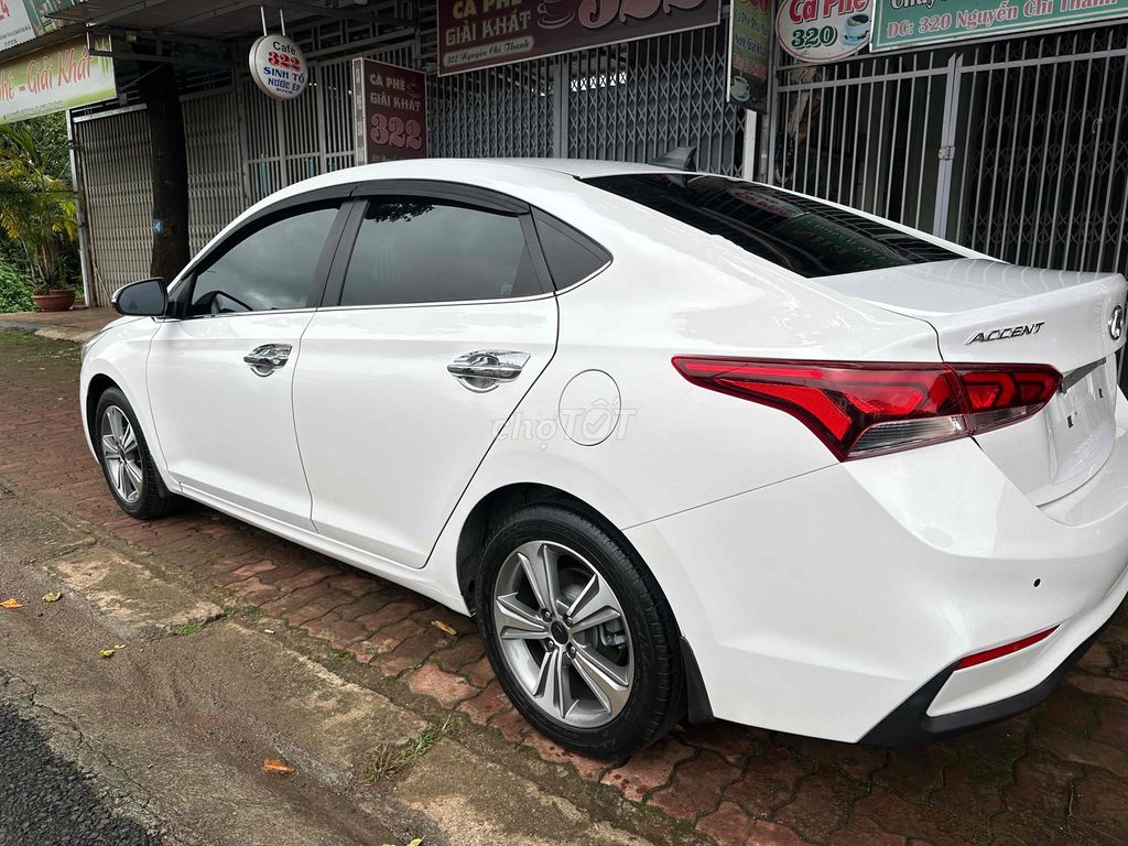 Hyundai Accent 2018 1.4 ATH - 100000 km. Mua bán Ô tô tại Thành phố Buôn Ma Thuột Đắk Lắk được đăng bởi minh toàn  hình 3