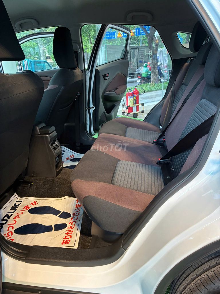 Suzuki Fronx GLX 2025 - Màu Trăng. Mua bán Ô tô tại Quận Tân Bình Tp Hồ Chí Minh được đăng bởi Liêu Thị Mộng Thương hình 4