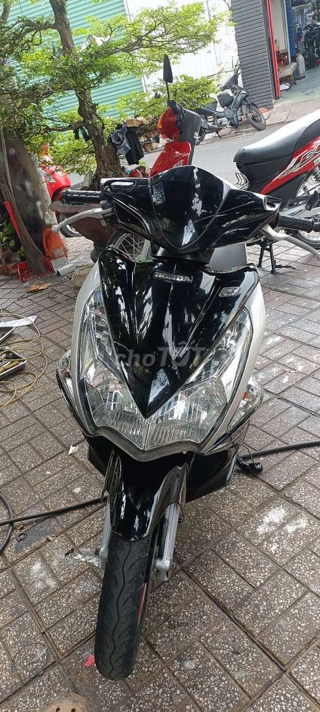 Honda Air Blade 110 đầu bự bstp,xe zin nguyên bản