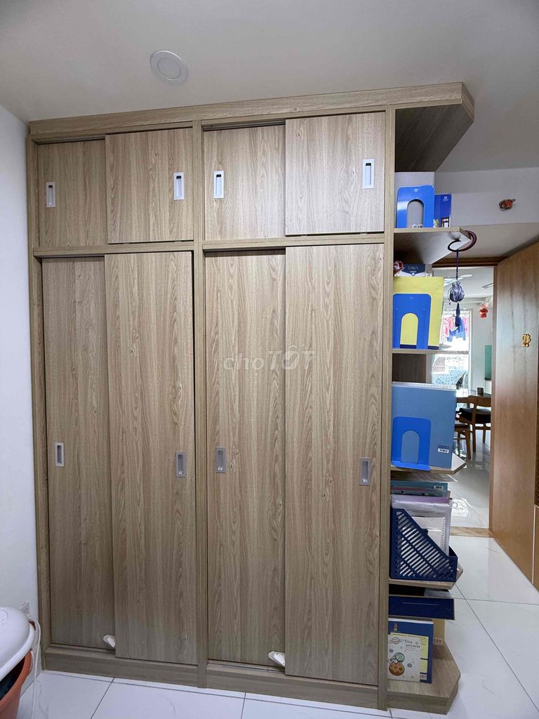 Tủ quần áo Gỗ công nghiệp Vàng vân gỗ Cửa lùa. Mua bán Tủ, kệ gia đình tại Quận 6 Tp Hồ Chí Minh được đăng bởi DHP hình 1