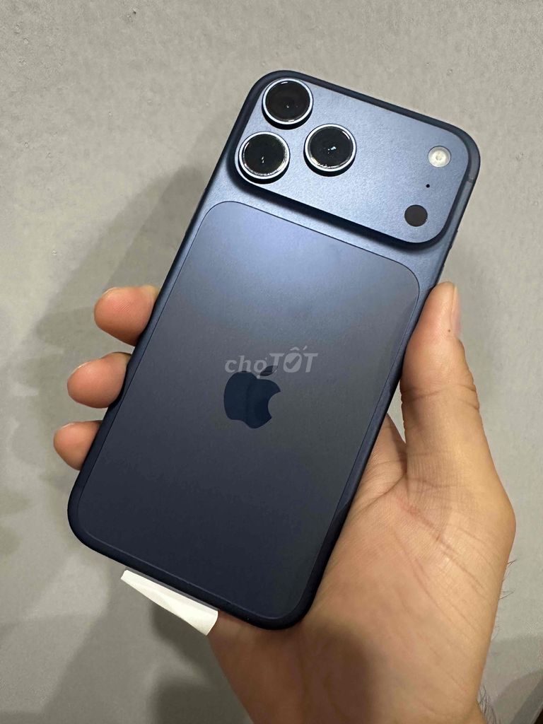 iPhone 17 Pro Max 256GB Xanh đậm chưa kích hoạt bh. Mua bán Điện thoại tại Thành phố Bà Rịa Bà Rịa - Vũng Tàu được đăng bởi Van T hình 1