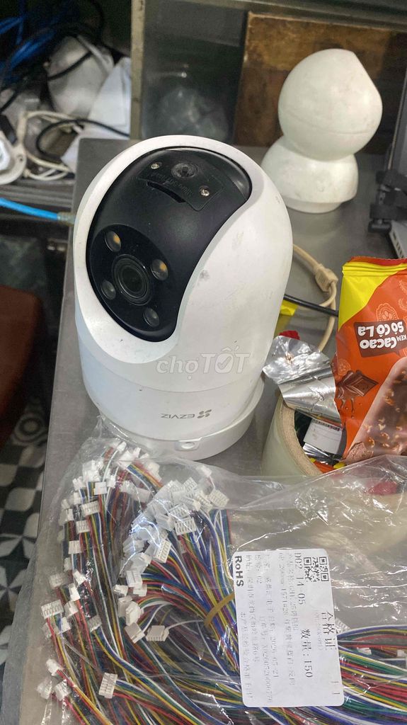 Camera an ninh EZVIZ h8c 2MP. Mua bán Máy ảnh, Máy quay tại Quận 7 Tp Hồ Chí Minh được đăng bởi Phạm Chưởng Camera hình 1