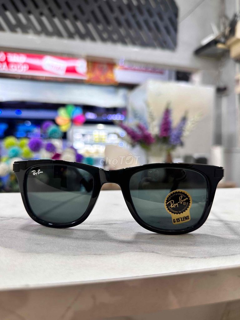 kính râm Ray- ban hàng xách tay, càng kính lò xo