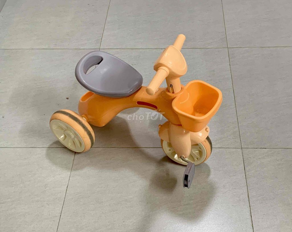 Xe đạp 3 bánh cho bé đẹp như mới giá rẻ thanh lý. Mua bán Mẹ và bé tại Quận Thanh Xuân Hà Nội được đăng bởi Phuong hình 1