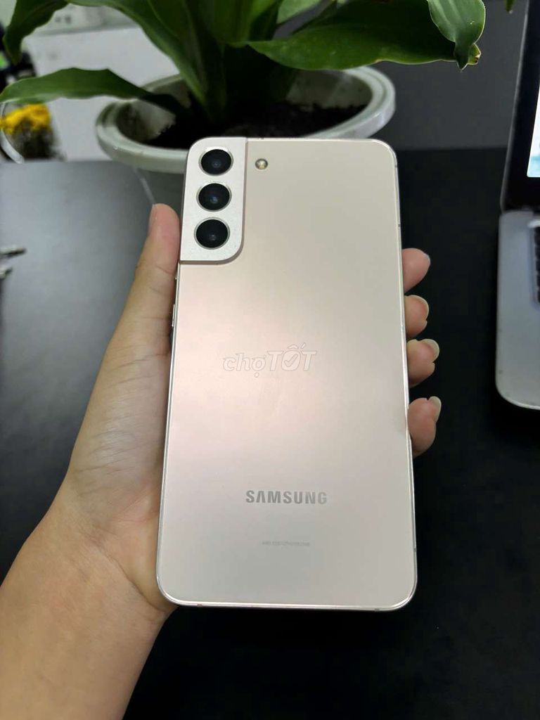 Ra đi cùng Worlcup bé S22+ 8/256GB Trắng Like New. Mua bán Điện thoại tại Quận Ninh Kiều Cần Thơ được đăng bởi Nguyễn Phước hình 1