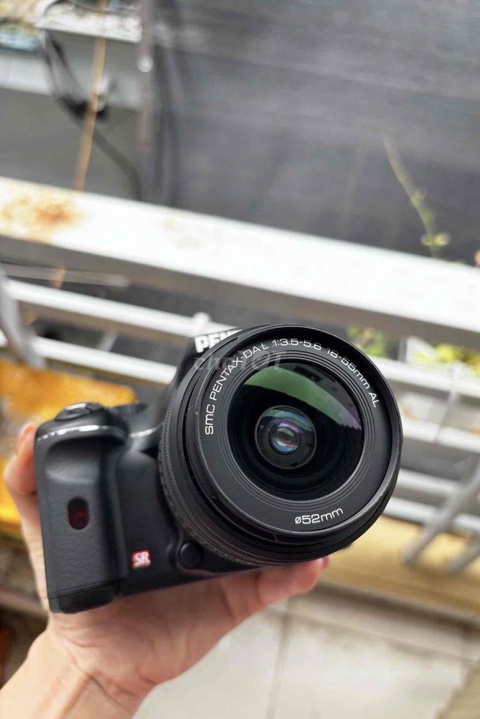 Máy ảnh Pentax K-M ống kính 18-55mm Đen. Mua bán Máy ảnh, Máy quay tại Quận Gò Vấp Tp Hồ Chí Minh được đăng bởi Linh Linh hình 1