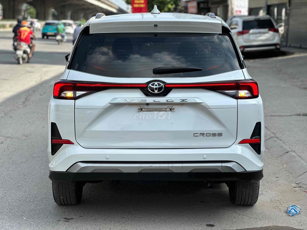 Toyota Veloz Cross Top 2022 Белый 86000 км
