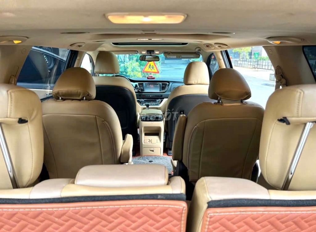 Kia Sedona 2018 GATH chính chủ cavet, xe rất đẹp.. Mua bán Ô tô tại Quận 5 Tp Hồ Chí Minh được đăng bởi Nam Nguyễn hình 8