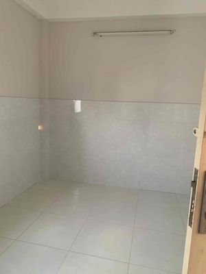 Cho thuê phòng trọ 18m2 Trần Văn Đang
